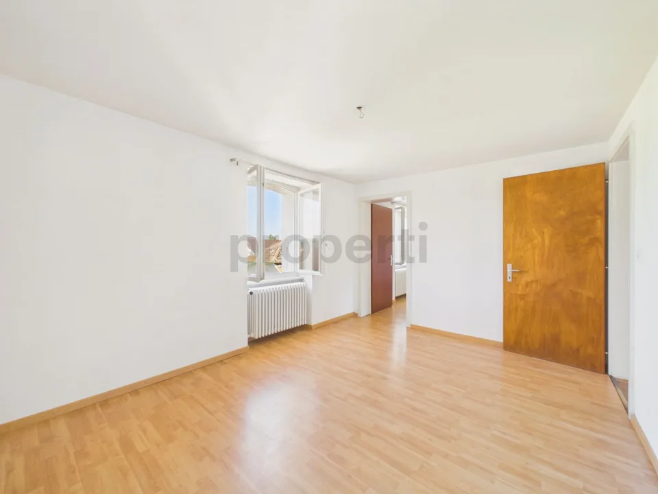 Elegant multiplex house with 4 apartments, cellar and parking, Basse-Vendline