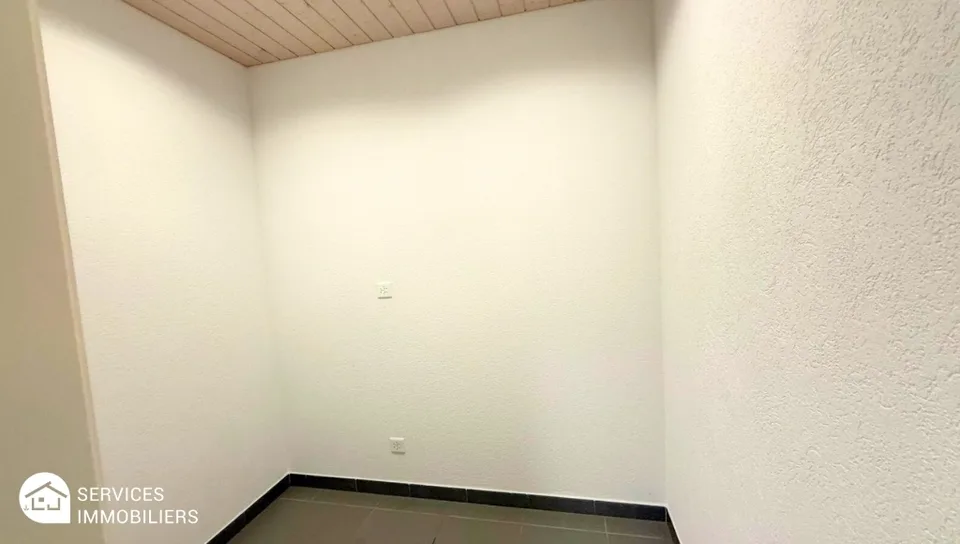 Immeuble résidentiel et commercial