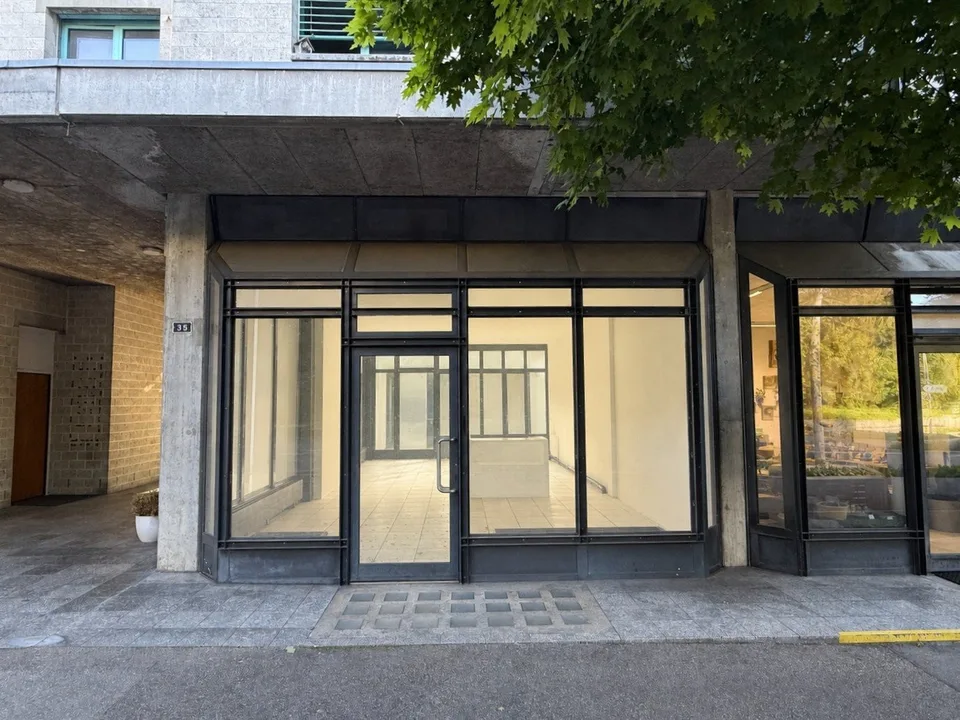 Spazio commerciale centrale a Grenchen in affitto - Ideale per la tua attività!
