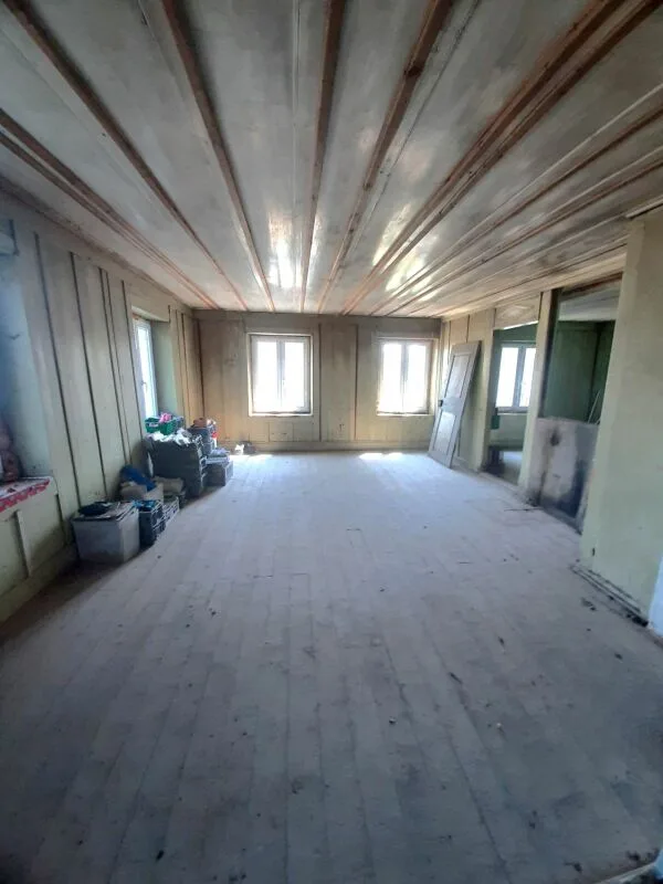 Bauernhaus in St. Ursen FR auf riesiger Parzelle von 5'152 m2 – Foto 7 von 9