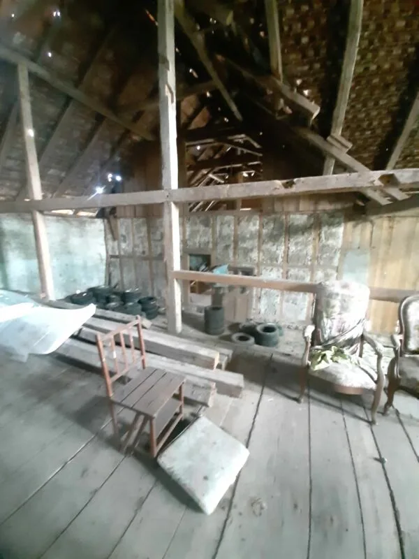 Bauernhaus in St. Ursen FR auf riesiger Parzelle von 5'152 m2