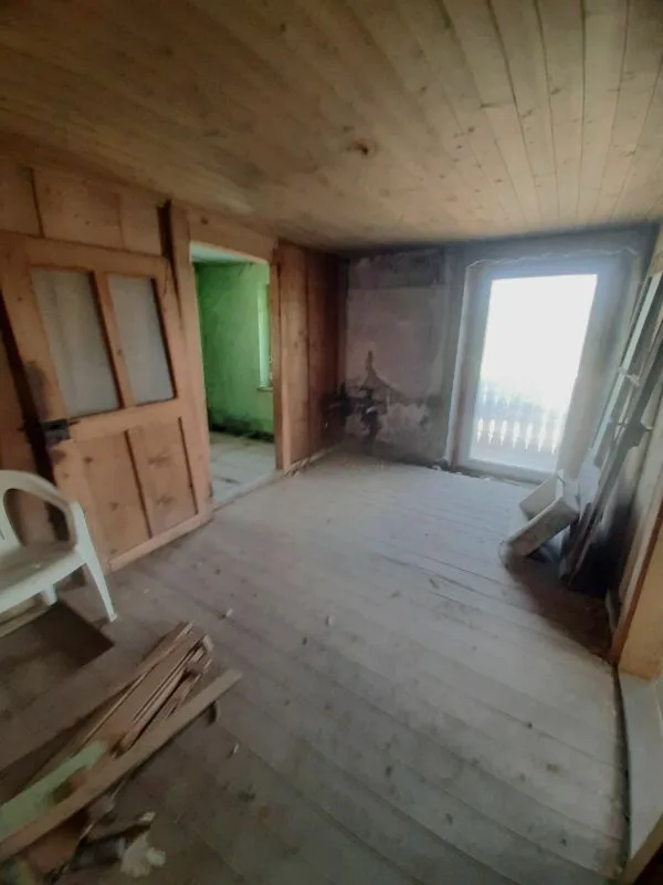 Bauernhaus in St. Ursen FR auf riesiger Parzelle von 5'152 m2 – Foto 6 von 9