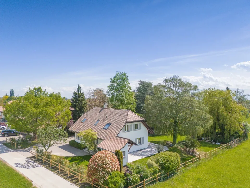 Elegante villa familiare alle porte di Nyon