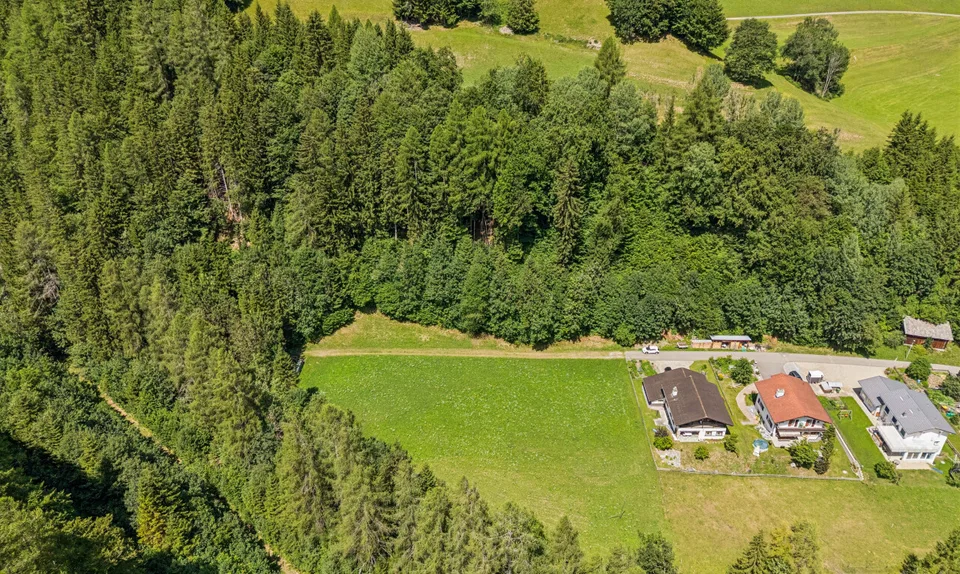 Grosszügiges Bauland mit Projektstudie an naturnaher Lage in Vättis
