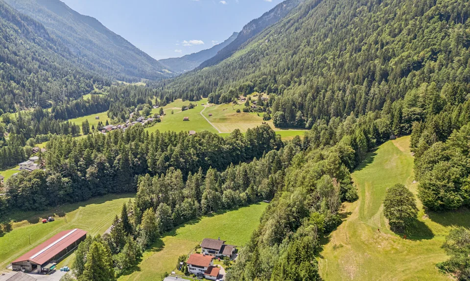 Grosszügiges Bauland mit Projektstudie an naturnaher Lage in Vättis – Foto 7 von 8