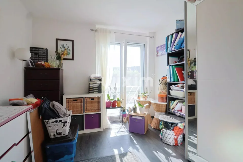 Bello appartamento di 3,5 locali al piano terra con terrazza privata – foto 6 di 7