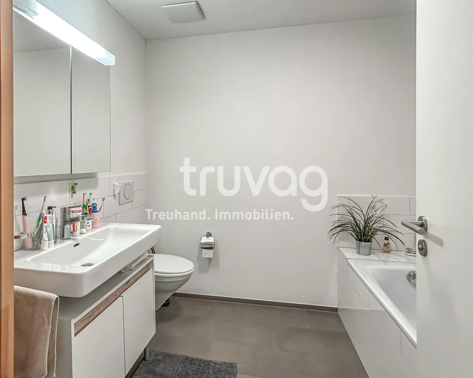 Appartement 4 1/2 pièces bien entretenu, ensoleillé et spacieux