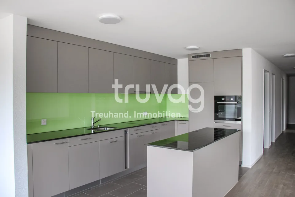 Appartement 4 1/2 pièces bien entretenu, ensoleillé et spacieux