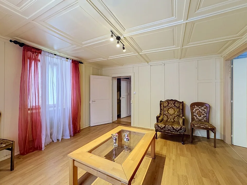Appartement lumineux au calme, partiellement meublé