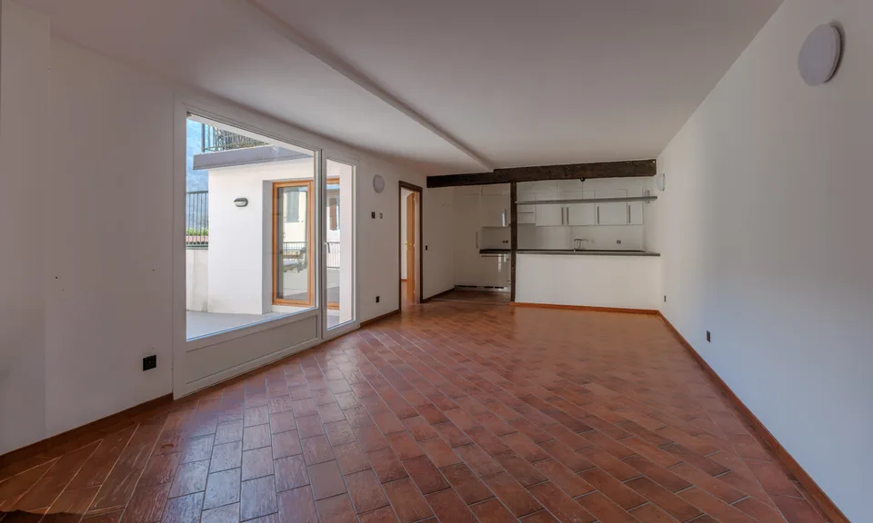 INCOME GENERATING HOUSE WITH 4 APARTMENTS IN BARBENGO
