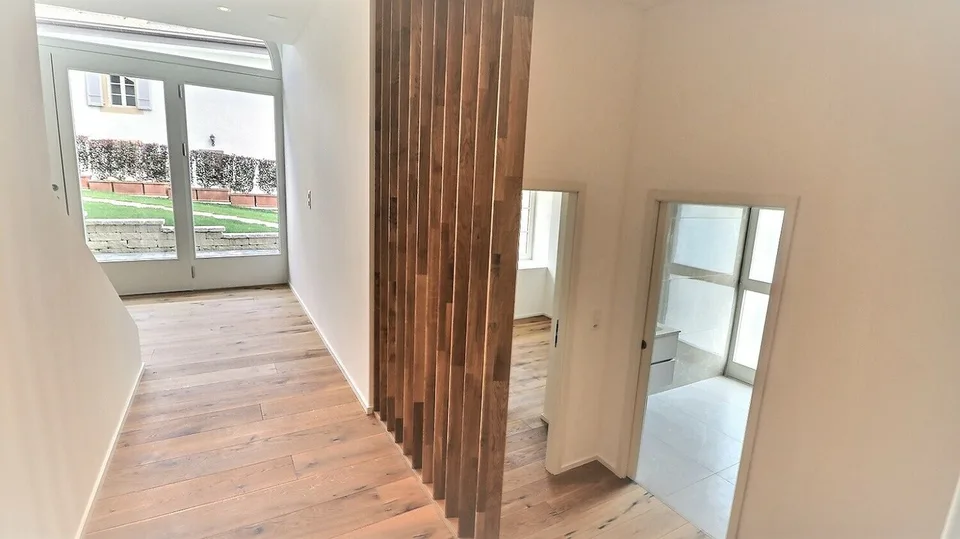 Renovierte Duplexwohnung mit Seeblick in der Nähe von Rolle