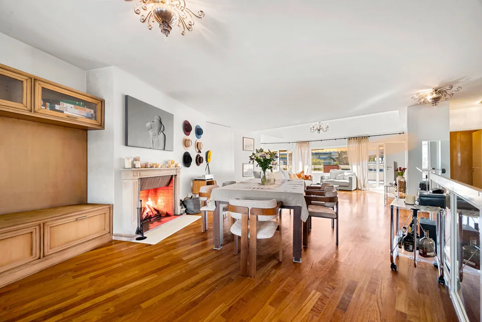 Bel attique en duplex au coeur de Champel