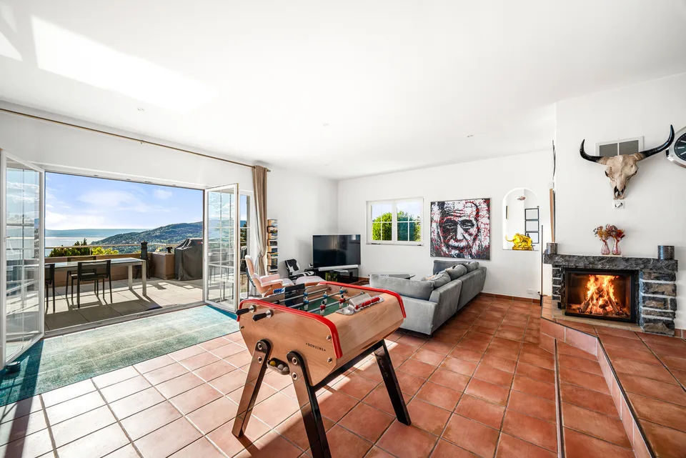 Belle propriété familiale avec vue lac et piscine à Blonay