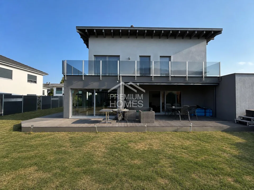 Ihre private Wohlfühloase mit Wellness &amp; Stil