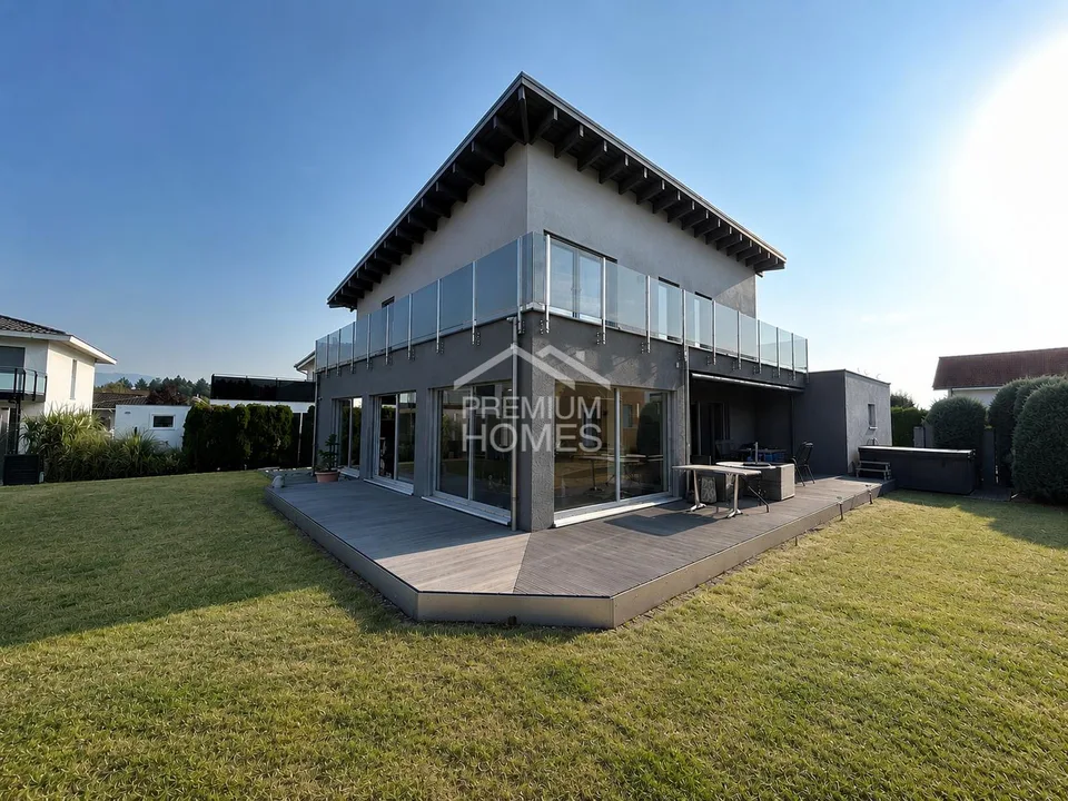 Ihre private Wohlfühloase mit Wellness &amp; Stil
