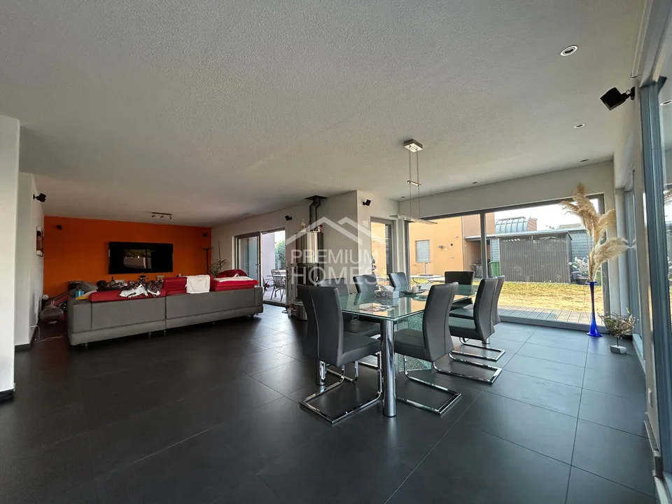 Ihre private Wohlfühloase mit Wellness &amp; Stil
