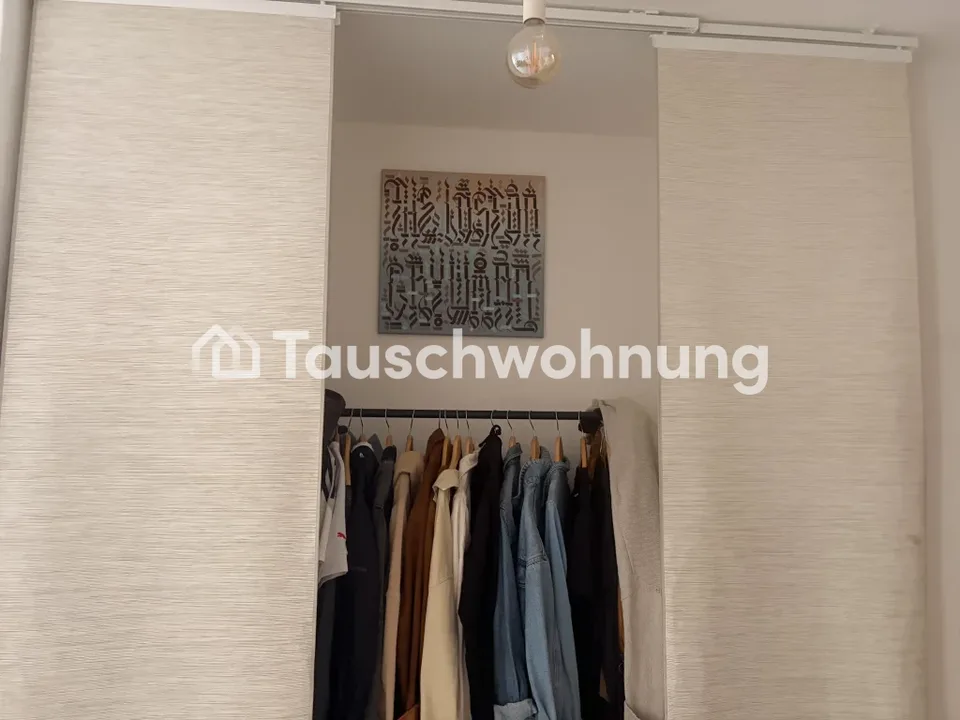 Offering 3-room apartment in District 4, 60 m² - looking for a quieter home
