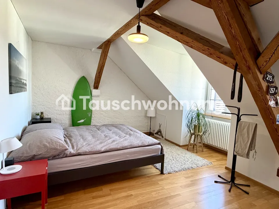 Charmante 2.5 Zimmer Dachwohnung nahe Goldbrunnenplatz