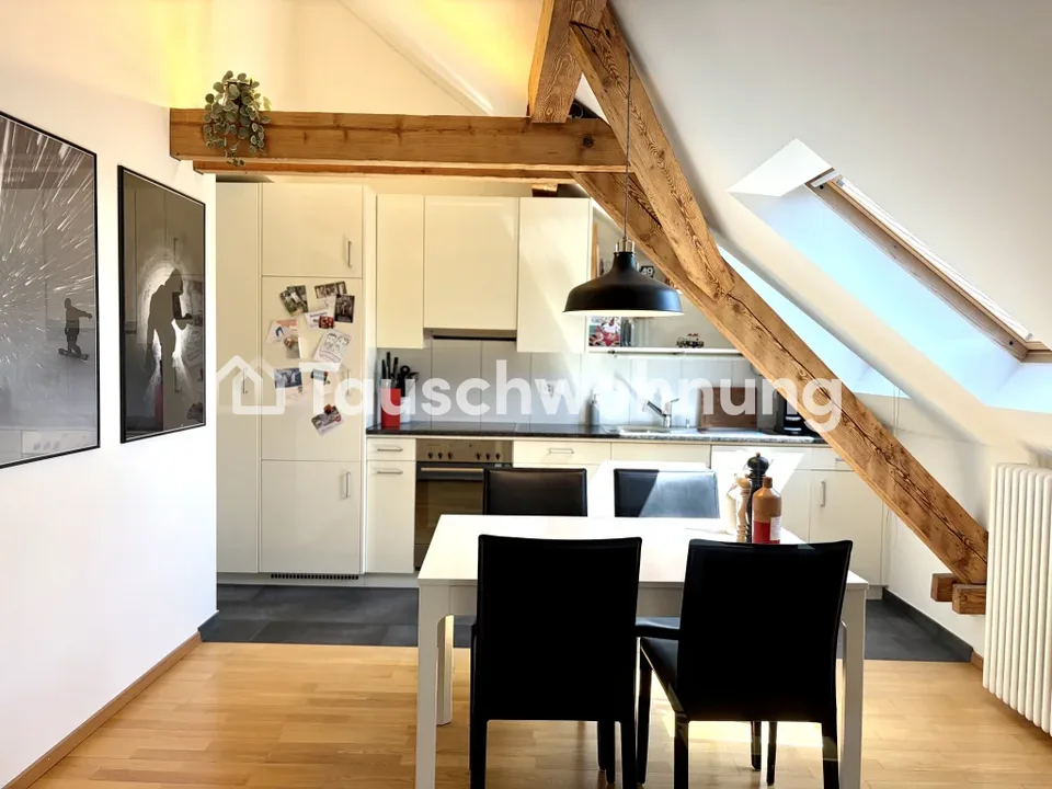 Charmante 2.5 Zimmer Dachwohnung nahe Goldbrunnenplatz