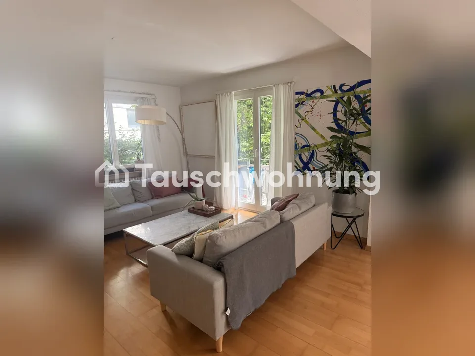 2,5-Zimmer-Wohnung mit zwei Balkonen an ruhiger Lage