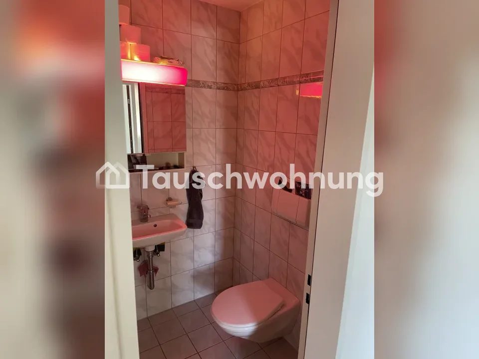 3-room old building apartment in Wiedikon with plenty of light
