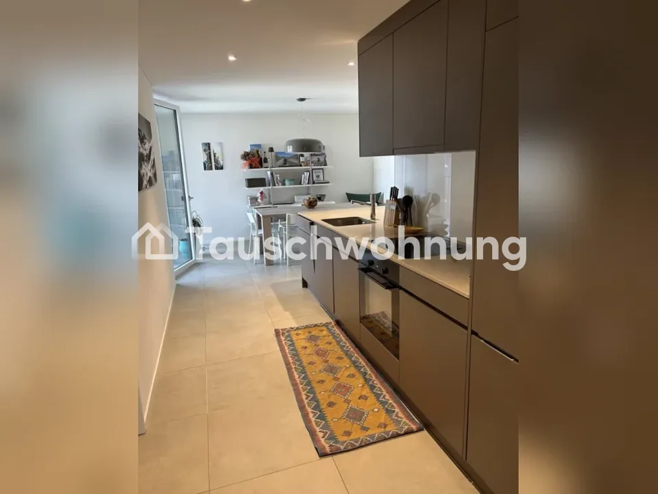 Beautiful 2.5-room apartment in District 6 with 2 balconies