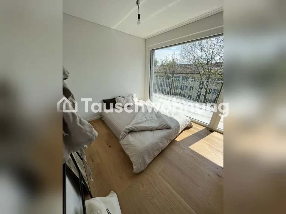 Schöne, helle Attika-Wohnung