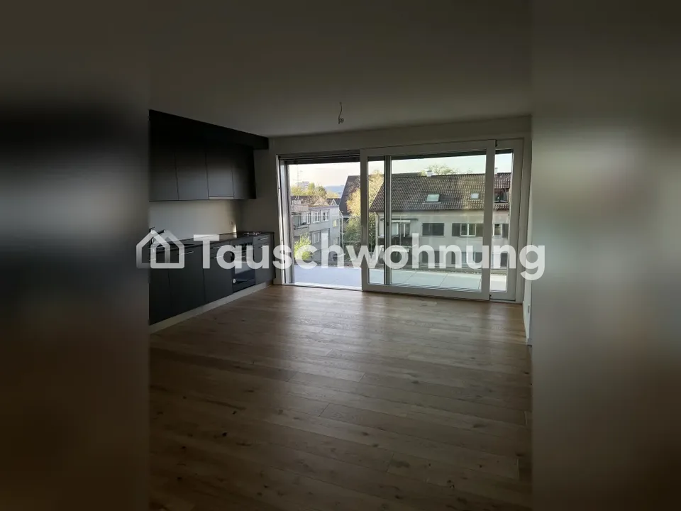 Schöne, helle Attika-Wohnung