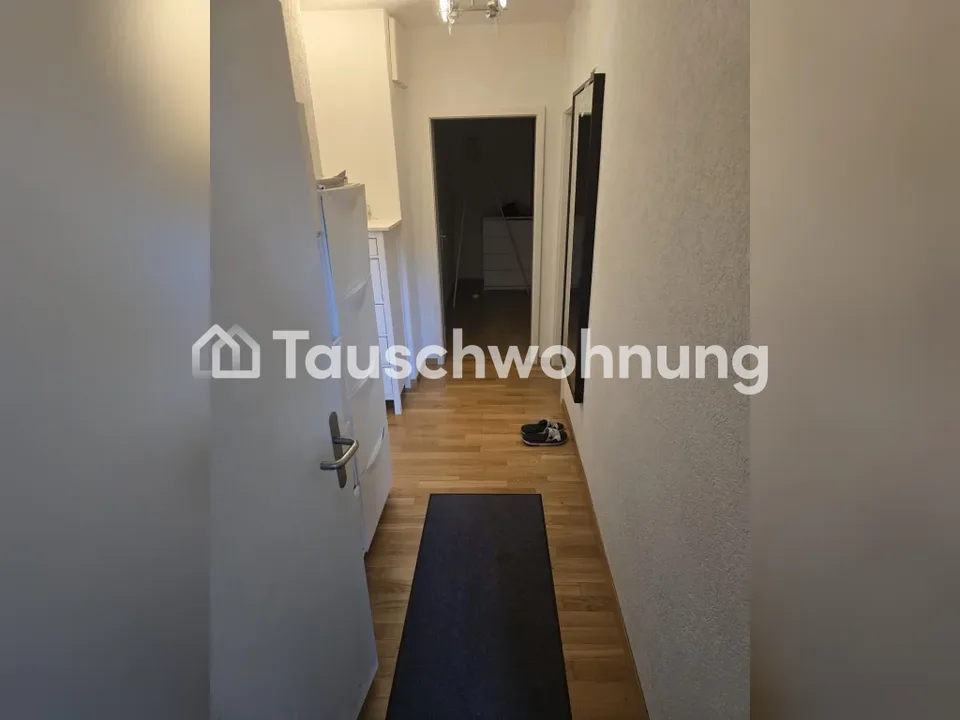 Tausche 2 Zimmerwohnung mit Garten+Garage in Wollishofen