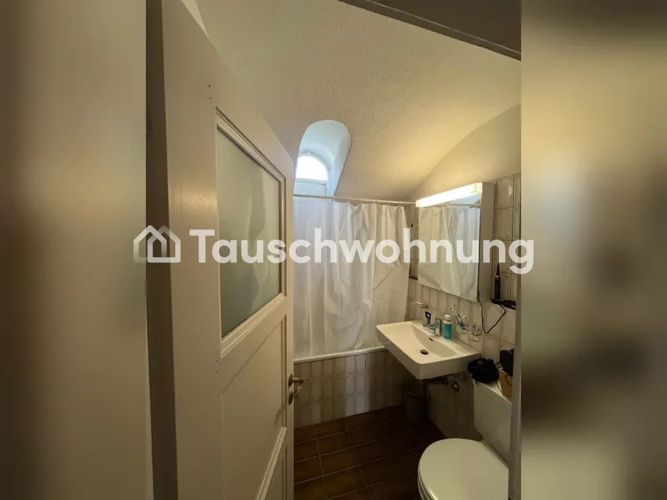 Schöne haustierfreundliche 2.5 Zimmerwohnung im Kreis 7