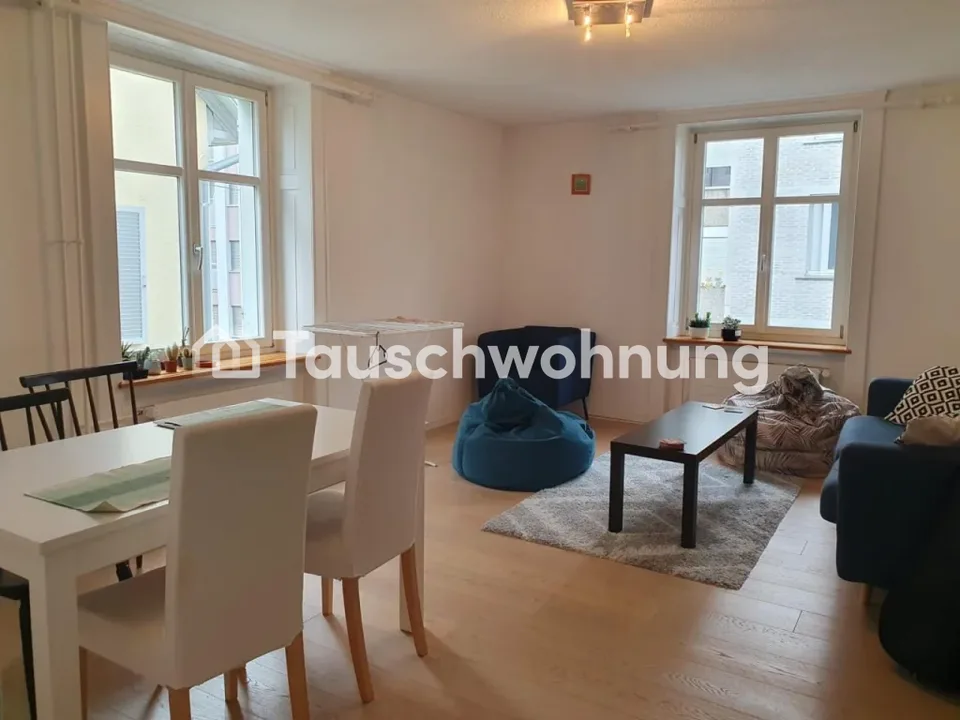 Charmanter Altbau in belebter zentraler Gegend Zürichs