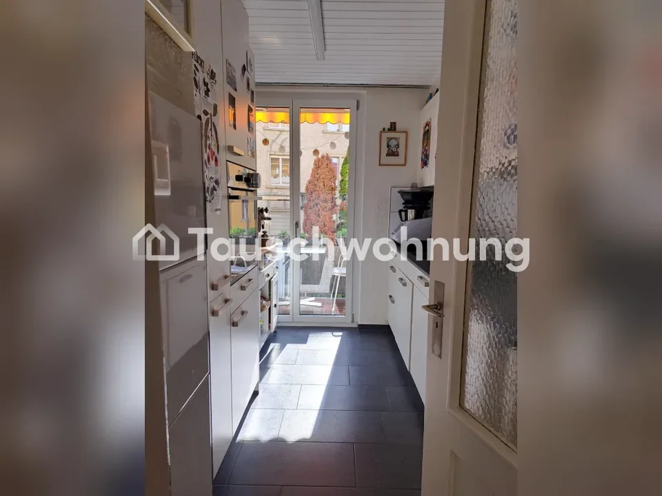 3.5 Renovierter Altbau, 2 Balkone, ruhiges Quartier