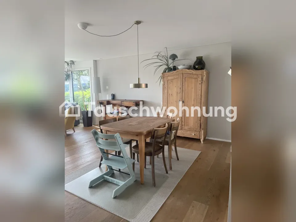 Sehr helle 2.5 Zi.Attika-Neubau mit Traumaussicht
