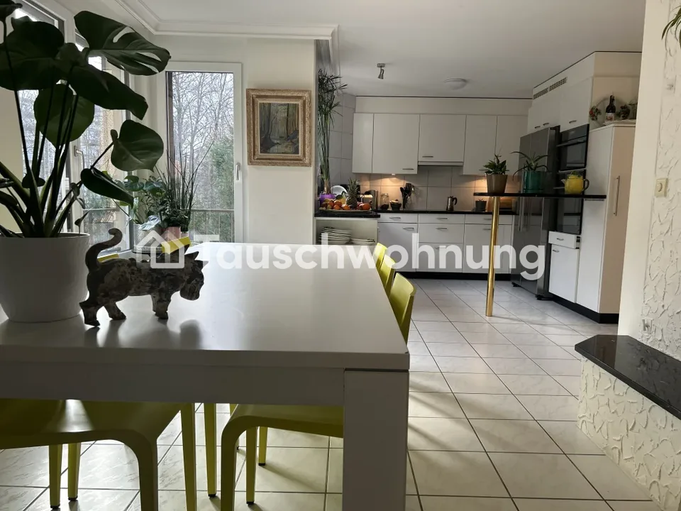 Grosszügige 5,5-Zimmerwohnung mit privatem Garten und Balkon