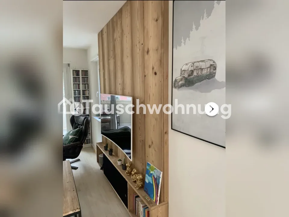 Tausche 2.5 Zi, in Wiedikon im 2.OG gegen grössere Wohnung