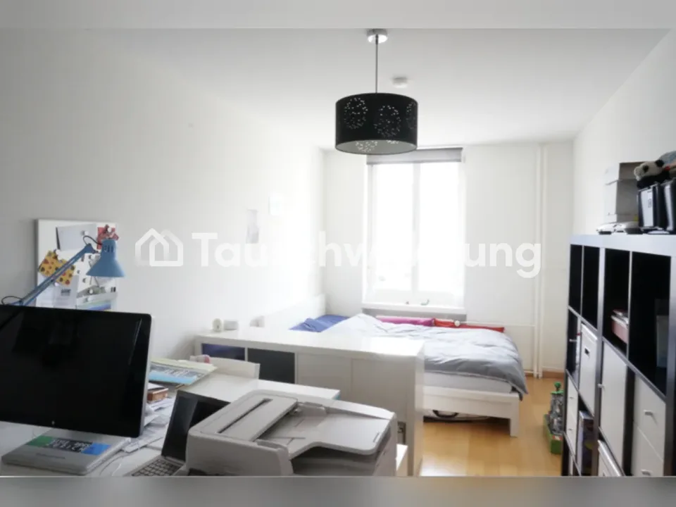 Tausche 4 1/2 Zimmer Wohnung gegen kleinere in Wollishofen