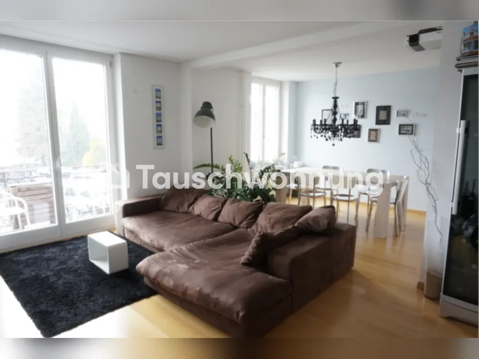 Tausche 4 1/2 Zimmer Wohnung gegen kleinere in Wollishofen
