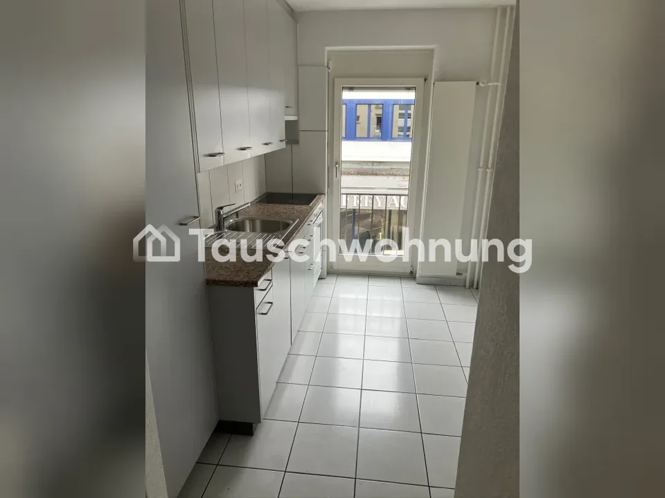 Appartamento 2.5 locali con balcone contro 3.5 locali