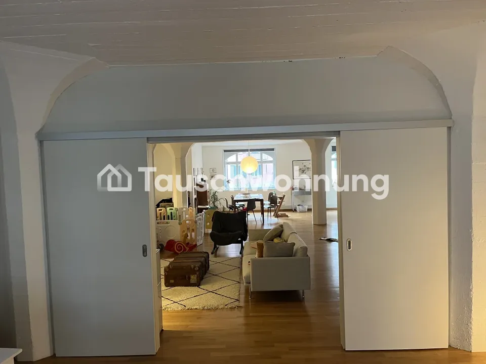 Large 3-room apartment near Sihl City (Loft with built-in wall)