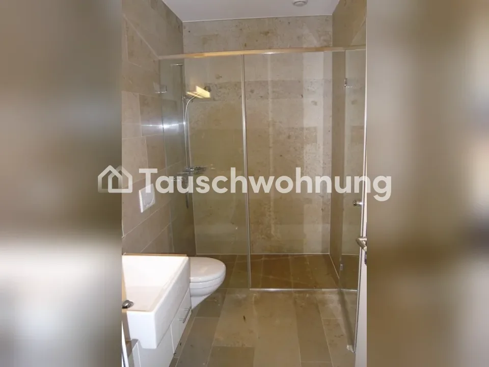 2.5 Zimmer Modern building 2min from Oerlikon trainstation