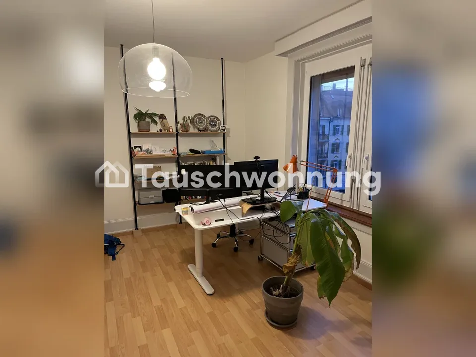 Renovierte Altbau-Wohnung an bester Lage im Kreis 4
