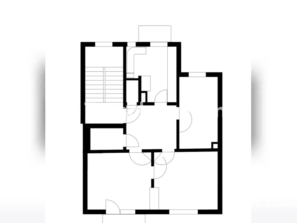 Renovierte Altbau-Wohnung an bester Lage im Kreis 4