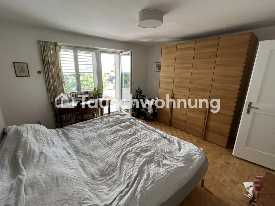 Quiet and bright old building apartment in family neighborhood K6