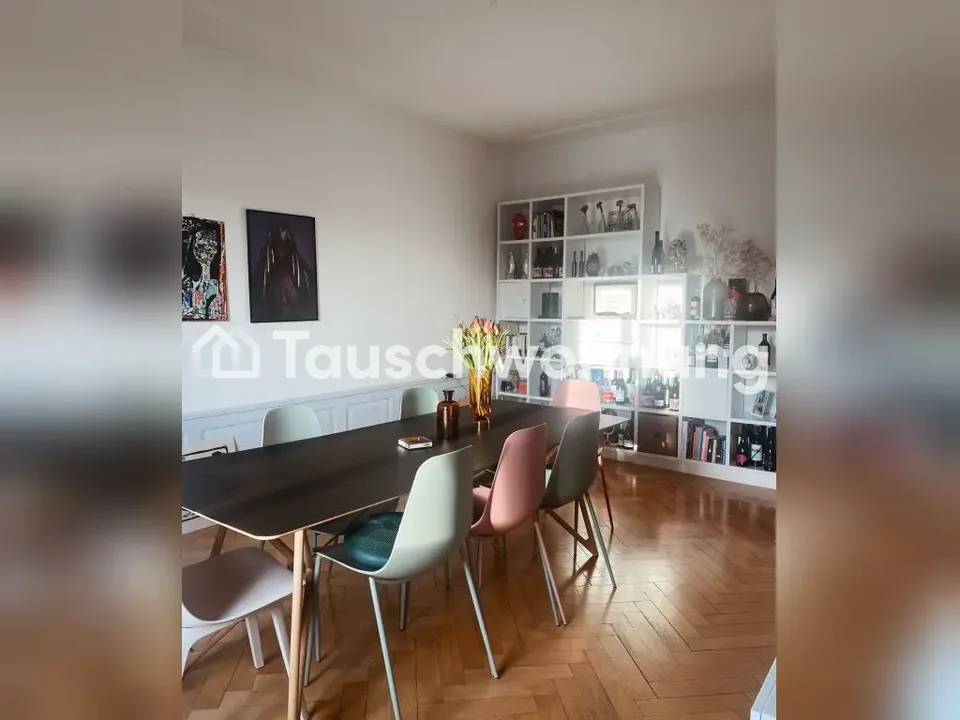 Grosse Altbauwohnung mit hohen Decken, Balkon &amp; Dachterrasse