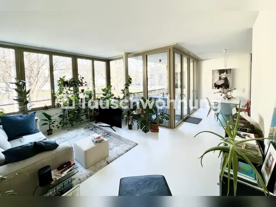 Urbane Neubau-Architekturperle mit Blick auf Grünpark