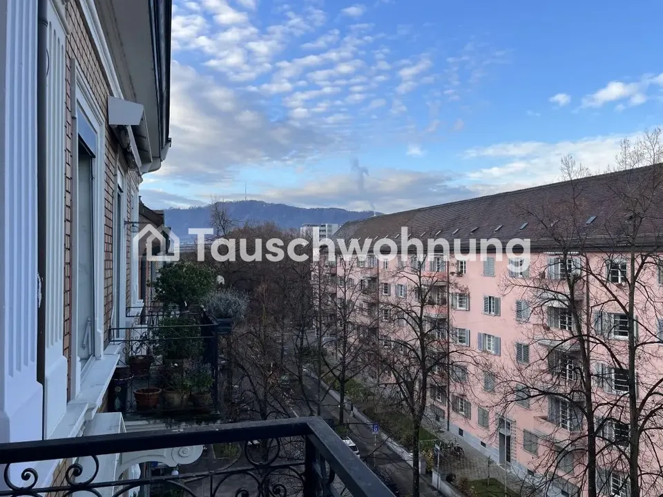 Schöne Altbauwohnung (2 2/5Z-), zwei Balkone, im K5