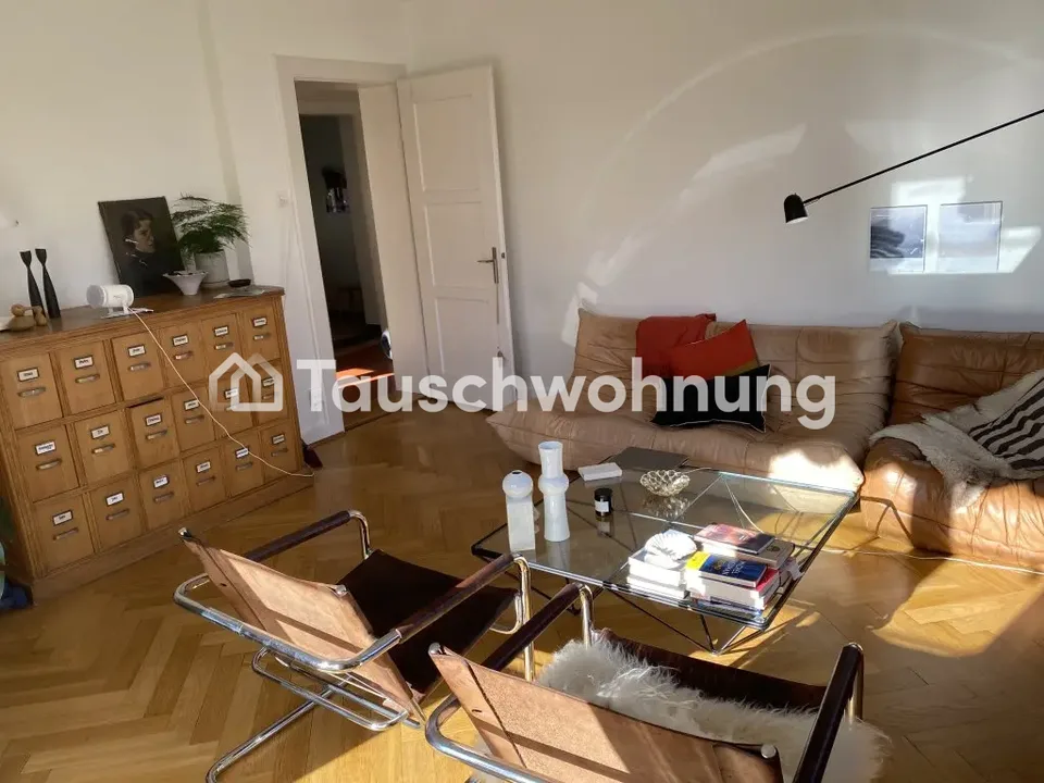 Charmante, sonnige Altbauwohnung an Sackgasse