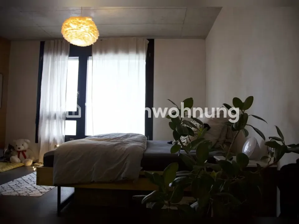 Grosse loftartige 2.5 Zimmer Wohnung Kreis 4 gegen mind. 3.5 – Foto 7 von 9