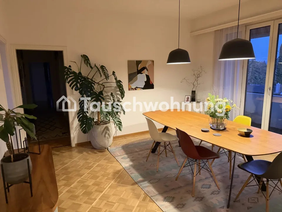 Schöne 5.5 Zimmer Altbau Wohnung