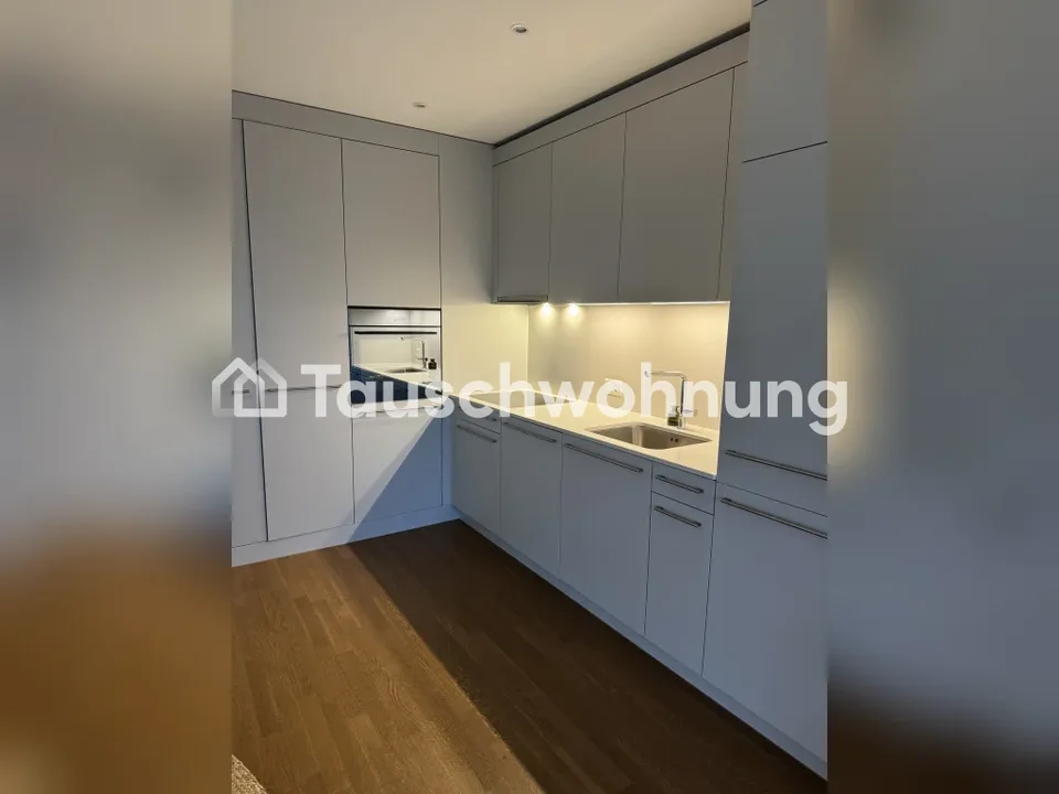 Uitikon: 1,5-Zi Neubau mit Traum-Ausblick &amp; Balkon